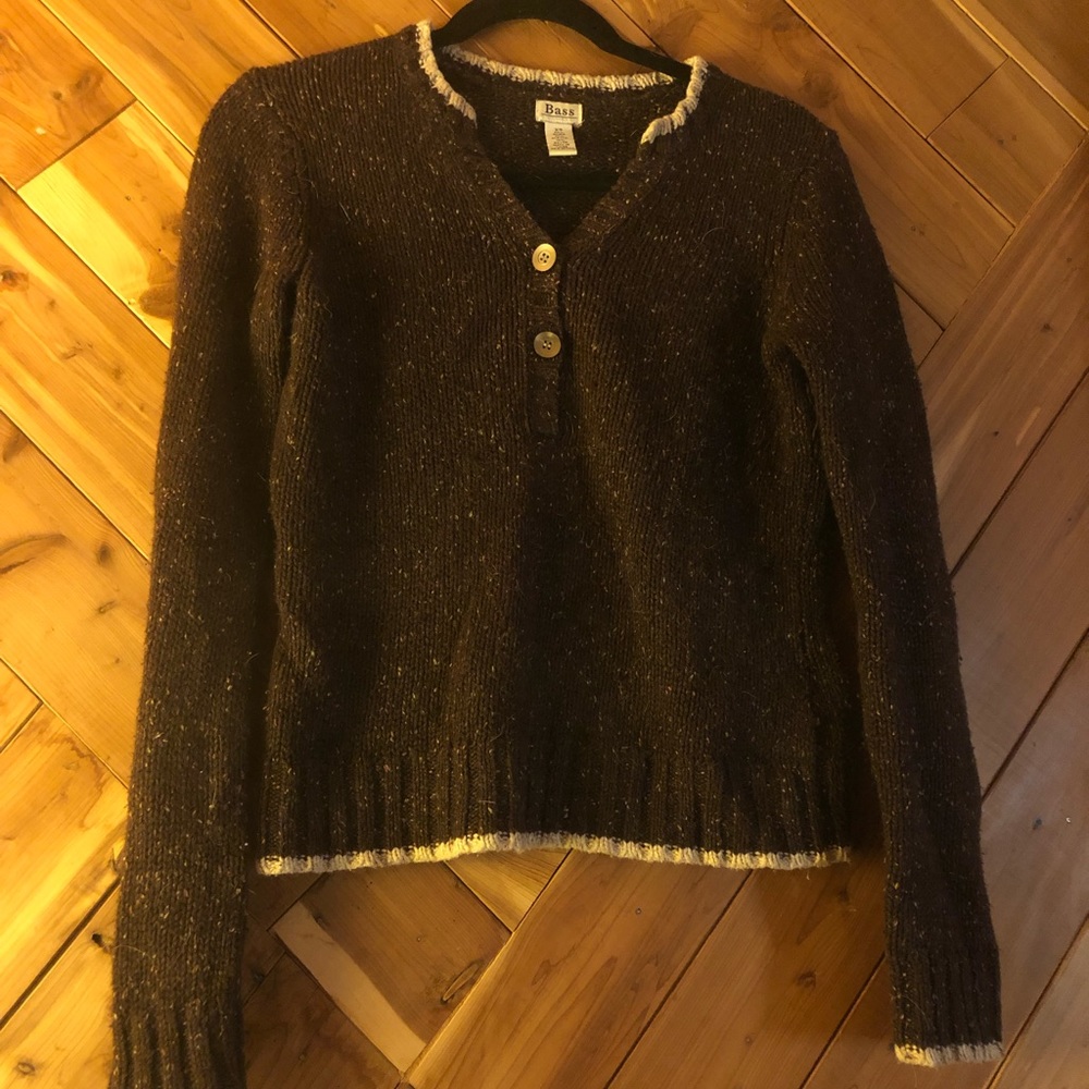 Bass V neck Henley Sweater